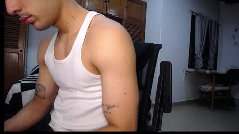 Snapshot of farid_24 chatting on 05.20.26 farid_24 online show from 05.20.26