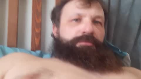 Snapshot of farm2boy chatting on 01.14.25 Farm2boy online show from 01.14.25