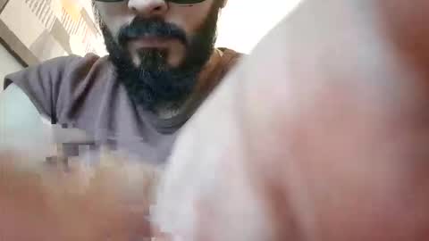 Snapshot of fasrocky chatting on 10.18.25 fasrocky online show from 10.18.25