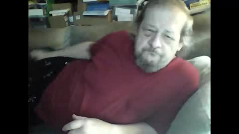 Snapshot of fasteddysex chatting on 10.04.25 HoneyCumJuice4U online show from 10.04.25