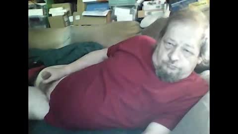 Snapshot of fasteddysex chatting on 10.05.25 HoneyCumJuice4U online show from 10.05.25