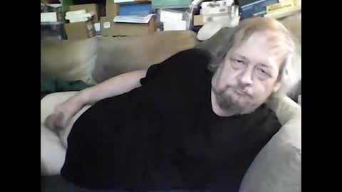 Snapshot of fasteddysex chatting on 10.06.25 HoneyCumJuice4U online show from 10.06.25