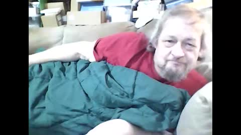 Snapshot of fasteddysex chatting on 10.17.25 HoneyCumJuice4U online show from 10.17.25