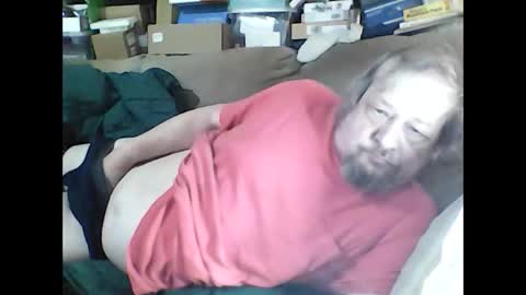 Snapshot of fasteddysex chatting on 10.19.25 HoneyCumJuice4U online show from 10.19.25