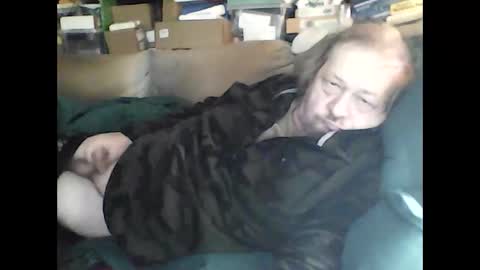 Snapshot of fasteddysex chatting on 10.28.25 HoneyCumJuice4U online show from 10.28.25