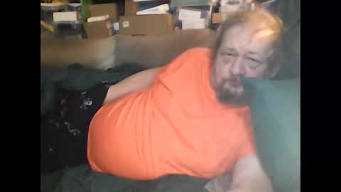 Snapshot of fasteddysex chatting on 11.01.25 HoneyCumJuice4U online show from 11.01.25