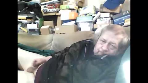 Snapshot of fasteddysex chatting on 11.07.25 HoneyCumJuice4U online show from 11.07.25