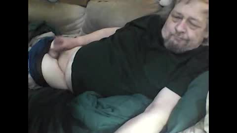 Snapshot of fasteddysex chatting on 04.27.26 HoneyCumJuice4U online show from 04.27.26