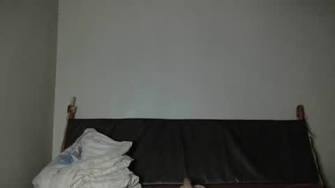Snapshot of fatassfreak254 chatting on 04.23.26 Winnie online show from 04.23.26