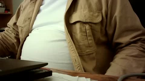 Snapshot of fatbellyitalian chatting on 11.02.25 fatbellyitalian online show from 11.02.25