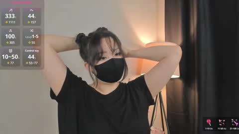 Snapshot of fatinsey chatting on 02.10.25 Tina online show from 02.10.25