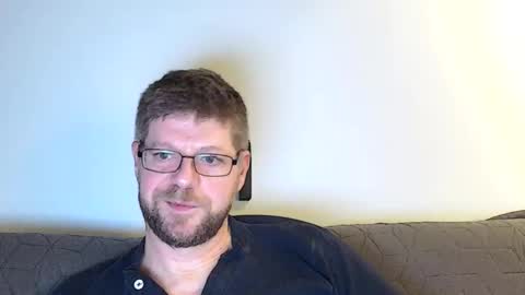 Snapshot of fattenmenow chatting on 11.04.25 fattenmenow online show from 11.04.25