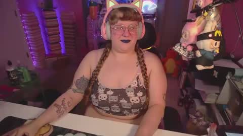 Snapshot of fatveronica chatting on 06.24.26 FatVeronica online show from 06.24.26
