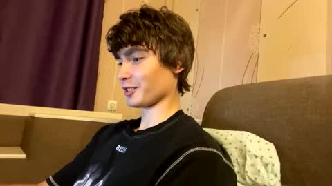 Snapshot of faustfrost chatting on 09.23.25 Faust online show from 09.23.25