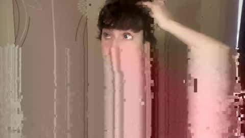 Snapshot of faustfrost chatting on 10.27.25 Faust online show from 10.27.25