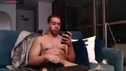 FAUSTO online show from 01.10.25