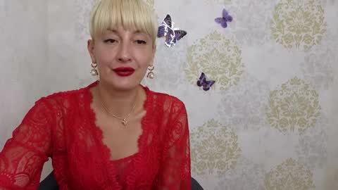 Snapshot of favorite_angel chatting on 09.12.25 favorite_angel online show from 09.12.25