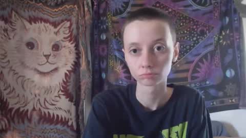 Mossfairy online show from 10.18.25