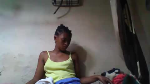 Snapshot of fazifazila chatting on 10.25.25 fazila online show from 10.25.25