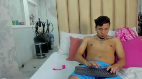 Luna and Leoh online show from 06.19.26