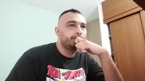 Snapshot of federikofer2 chatting on 02.16.25 federico online show from 02.16.25