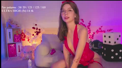 Snapshot of feelbetterwithme chatting on 09.12.25 Princess Kate HOT ANAL VID ON FANSLY Help me reach 100 likes online show from 09.12.25