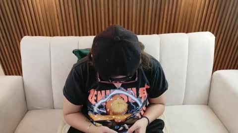 Snapshot of feelina_firesoul chatting on 02.17.26 Feelena online show from 02.17.26