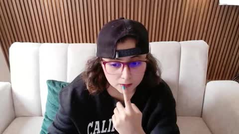 Snapshot of feelina_firesoul chatting on 03.03.26 Feelena online show from 03.03.26