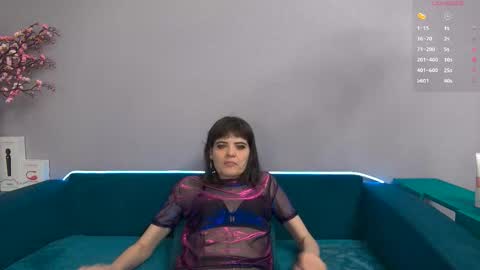 Laura online show from 09.15.25