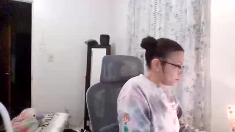 Soley online show from 11.21.25