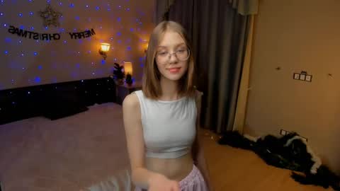 Snapshot of feliceallston chatting on 12.23.24 Doris online show from 12.23.24