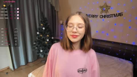 Snapshot of feliceallston chatting on 12.29.24 Doris online show from 12.29.24