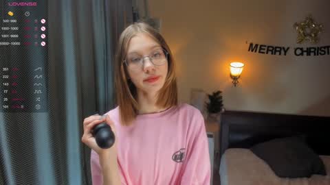Snapshot of feliceallston chatting on 01.03.25 Doris online show from 01.03.25