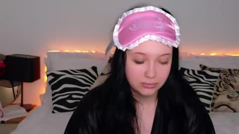 Felicia Herceg online show from 11.01.25