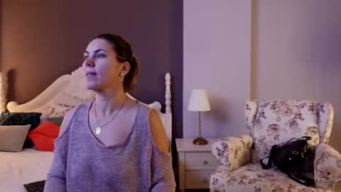 Snapshot of feliciakrige chatting on 03.04.25 FeliciaKrige online show from 03.04.25