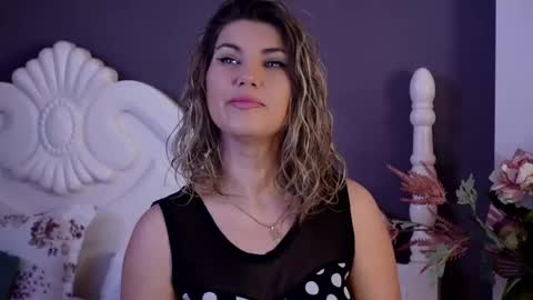 Snapshot of feliciakrige chatting on 03.05.25 FeliciaKrige online show from 03.05.25