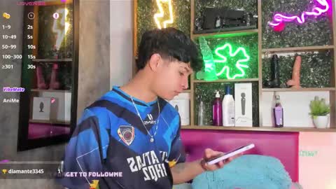 felipe_boy_18 online show from 09.18.25