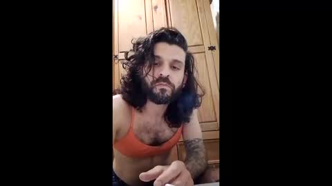 Snapshot of felipebh385495 chatting on 05.29.26 felipebh385495 online show from 05.29.26