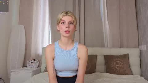 u can Call me Kira online show from 09.22.25