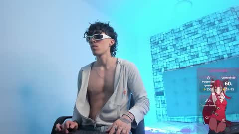 Felix  online show from 10.01.25