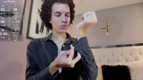 Snapshot of felix_haze chatting on 07.17.26 FELIPE online show from 07.17.26