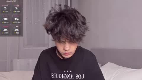 Snapshot of felix_rey chatting on 06.23.26 Felix online show from 06.23.26