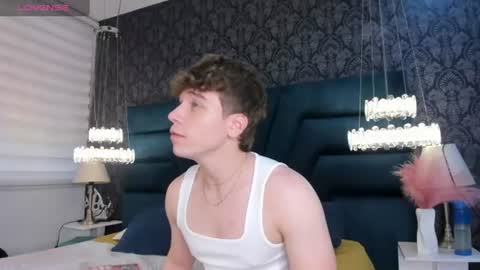 Snapshot of femboy_max chatting on 07.24.26 Femboy Max online show from 07.24.26
