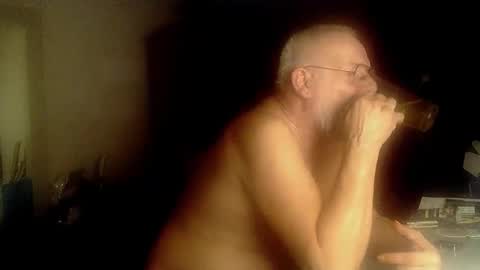 Snapshot of femdom_sub chatting on 10.26.25 femdom_sub online show from 10.26.25