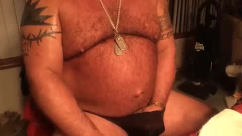 Snapshot of femdomisgood chatting on 10.27.25 Femdomisgood online show from 10.27.25