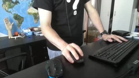 Snapshot of femdomsubby chatting on 12.18.24 femdomsubby online show from 12.18.24