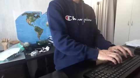 Snapshot of femdomsubby chatting on 09.09.25 femdomsubby online show from 09.09.25