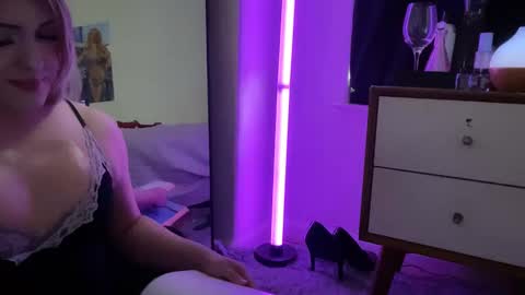 this is justice tricia a bigelow. she was fucking my husband tom girardi online show from 02.12.25