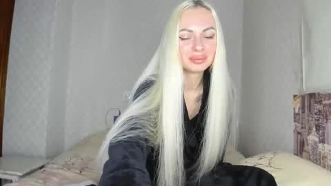 Snapshot of femida13 chatting on 11.05.25 femida13 online show from 11.05.25