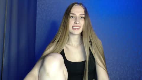 Femke online show from 03.04.25